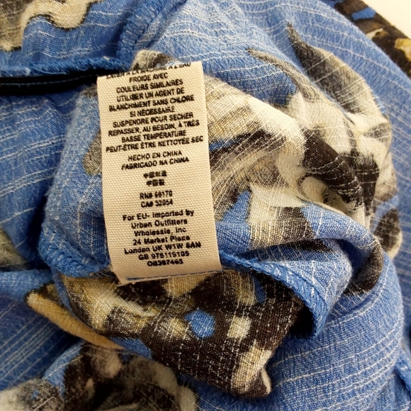 Free People All the right ruffles blue floral romper - Picture 8 of 10